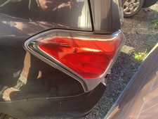 17 18 SUBARU FORESTER Tail Light Lamp Driver Left