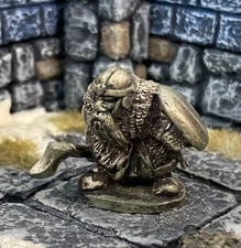 Vintage STUNTY DWARF FIGHTER Dungeons & Dragons metal 25mm Grenadier OOP BQ25