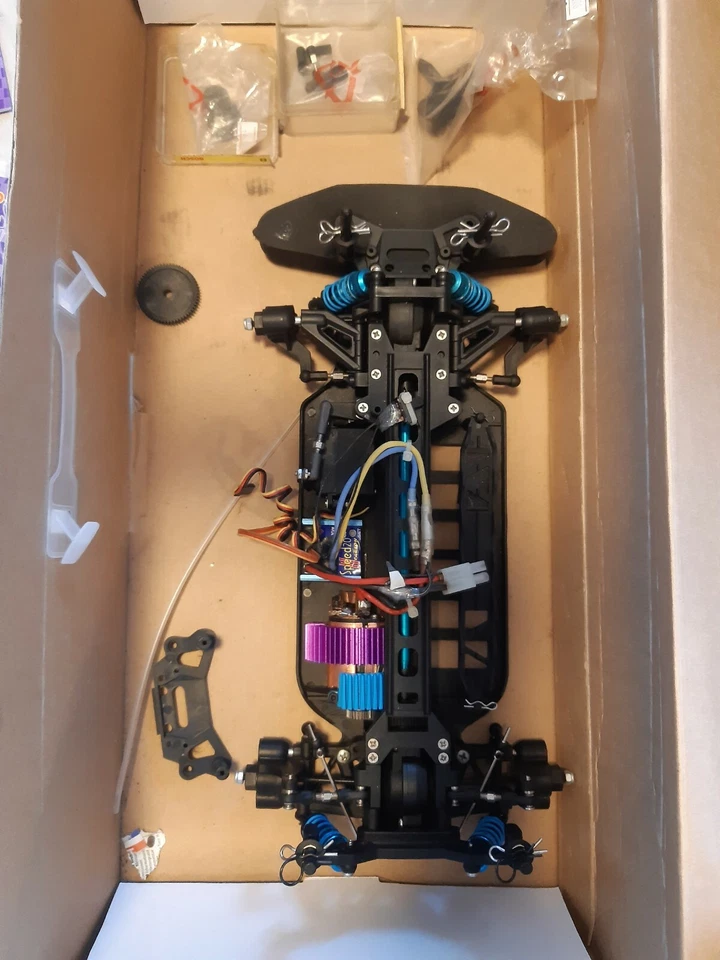 Robitronic ETC Sport Touring Car + spare parts - Bild 2 von 4