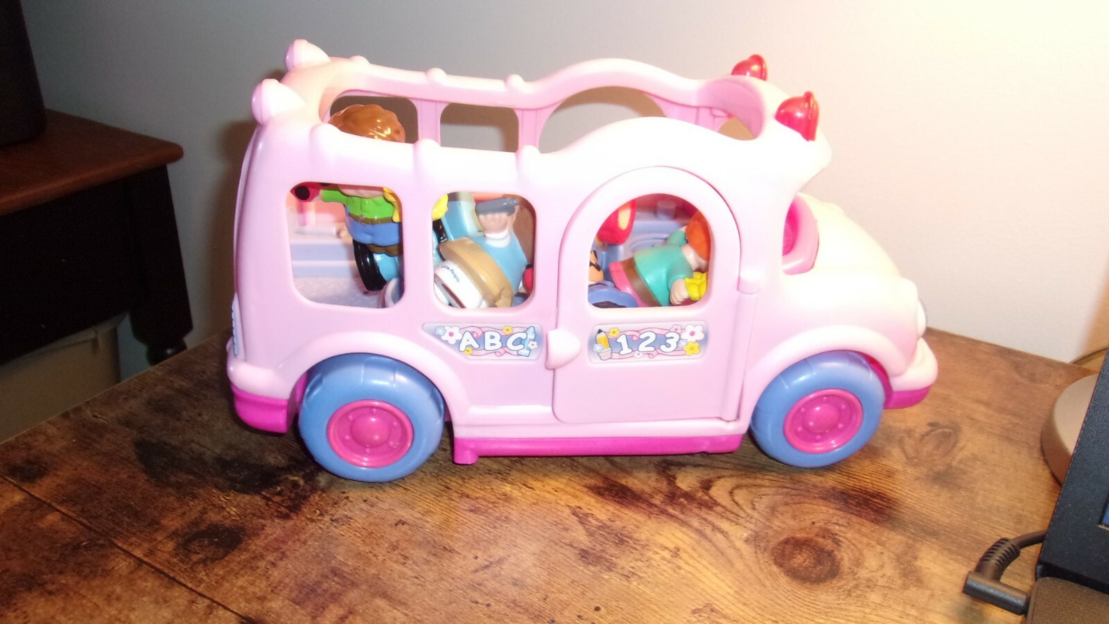 little people pink school bus