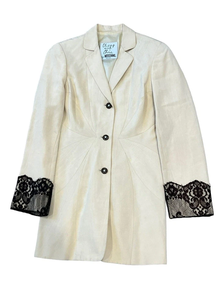 VINTAGE MOSCHINO CHEAP & CHIC IVORY 3 BUTTON LONG BLAZER JACKET LACE CUFF 2/4 - Image 2 of 4