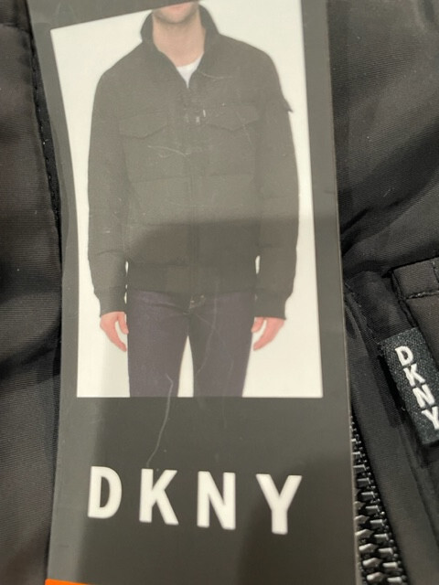 DKNY MEN'S FULL ZIP QUILTED PERFORMANCE BOMBER JACKET(BLAC K XXL