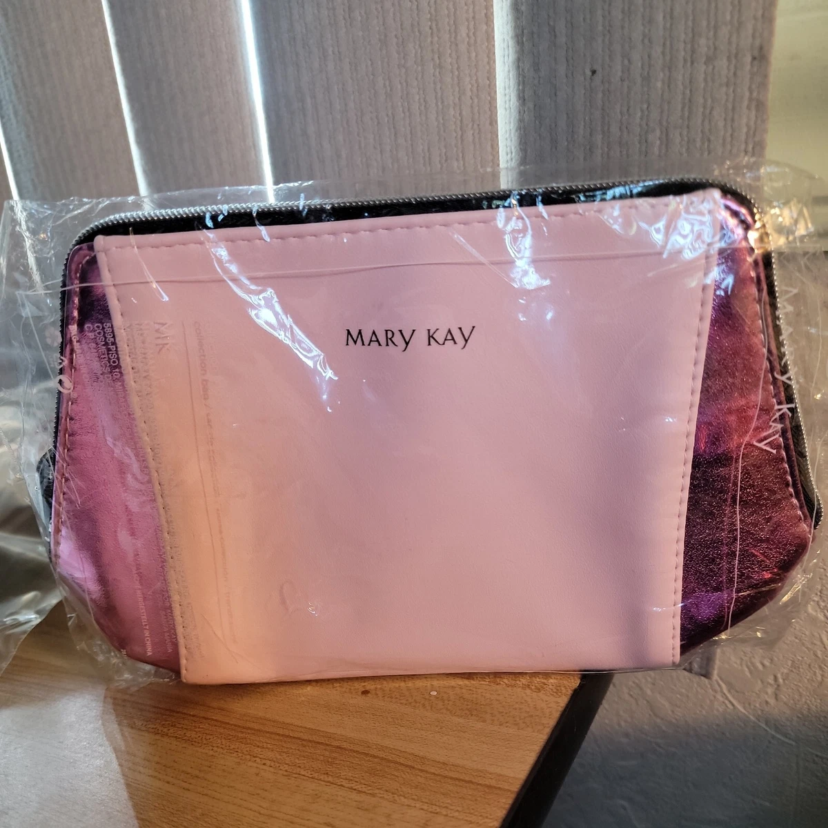 Details more than 139 mary kay cosmetic bag 3tdesign.edu.vn