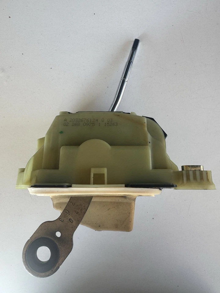 03-09 Mercedes W203 W209 C230 C320 C240 C280 Floor Gear Shifter a 2032676124 OEM - Image 4 of 4