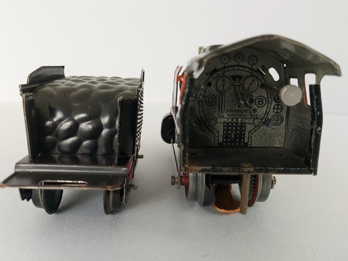 O Gauge MARKLIN No. 889 0-4-0 Locomotive & Tender - 3 Rail Electric with Lamp - Picture 14 of 16