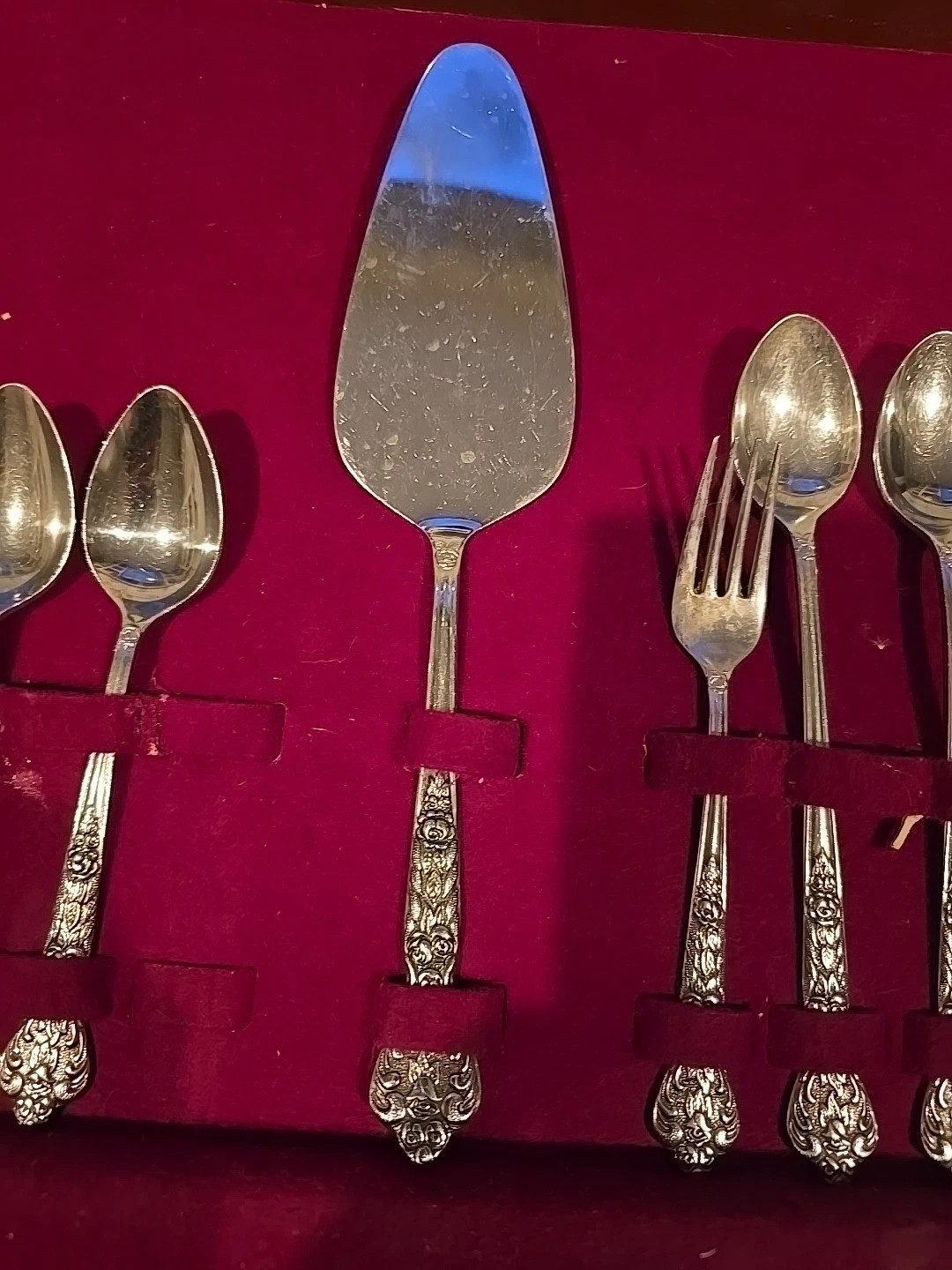 Versailles Stainless Silverware by msi Japan, In Vintage Wooden Case, 33 Pieces