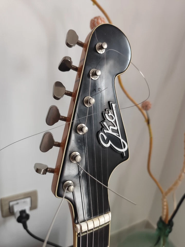 Chitarra Elettrica Eko Condor 820 - Immagine 3 di 3