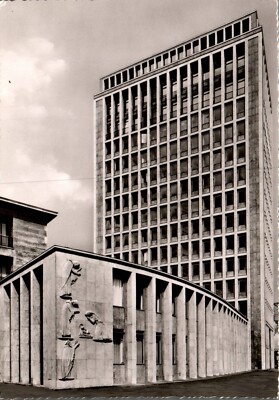 CPM - COLOGNE - Gerling skyscraper the relief of Prof. Arno Breker (Skyscrapers)