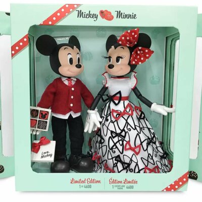 minnie mouse signature doll 2020