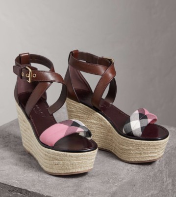 Burberry Arkinson 90 Platform Wedge Purple House Check Pink Sandal Leather  7 37 5045491126124 | eBay