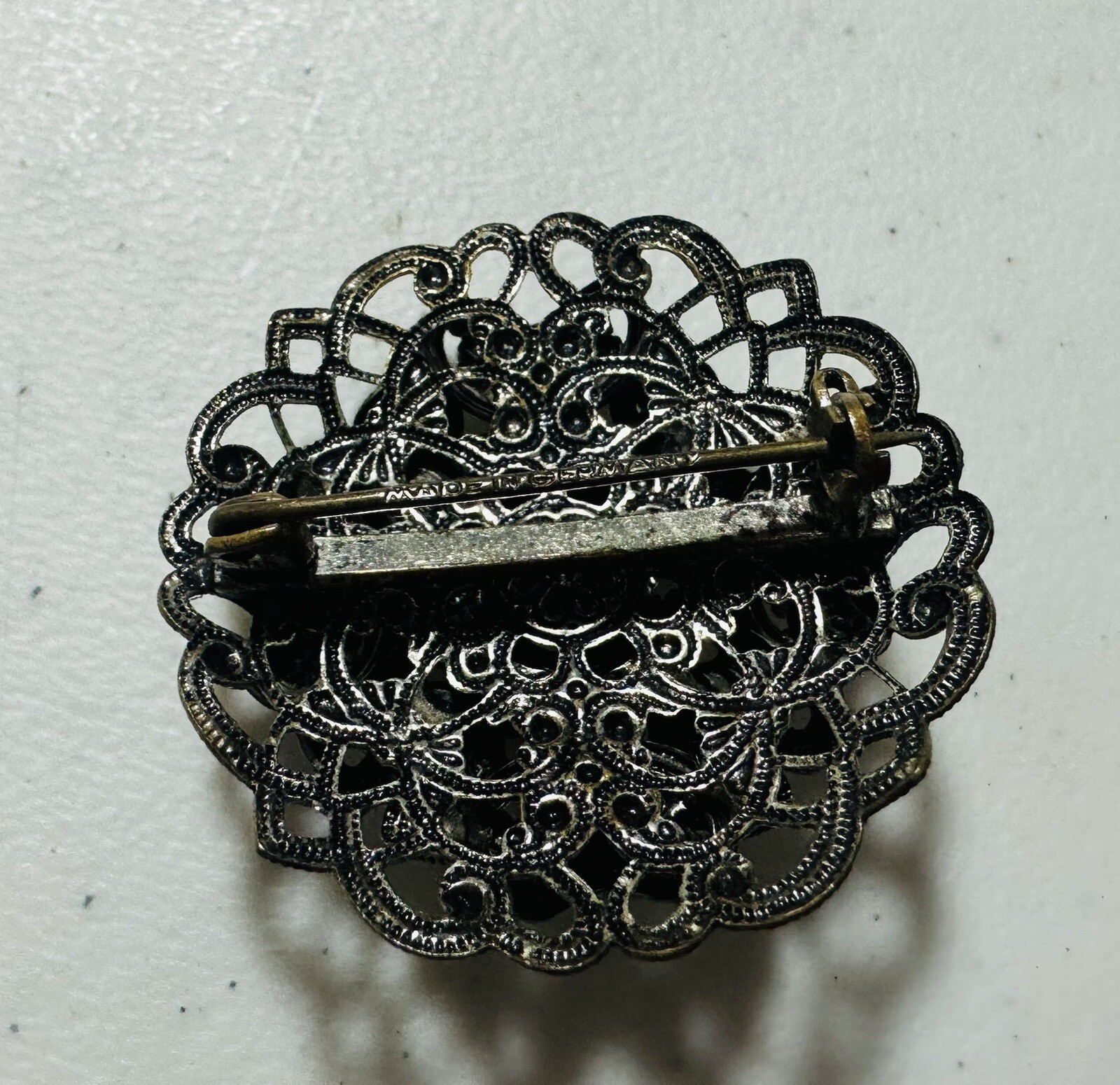 Picture 4 of 9