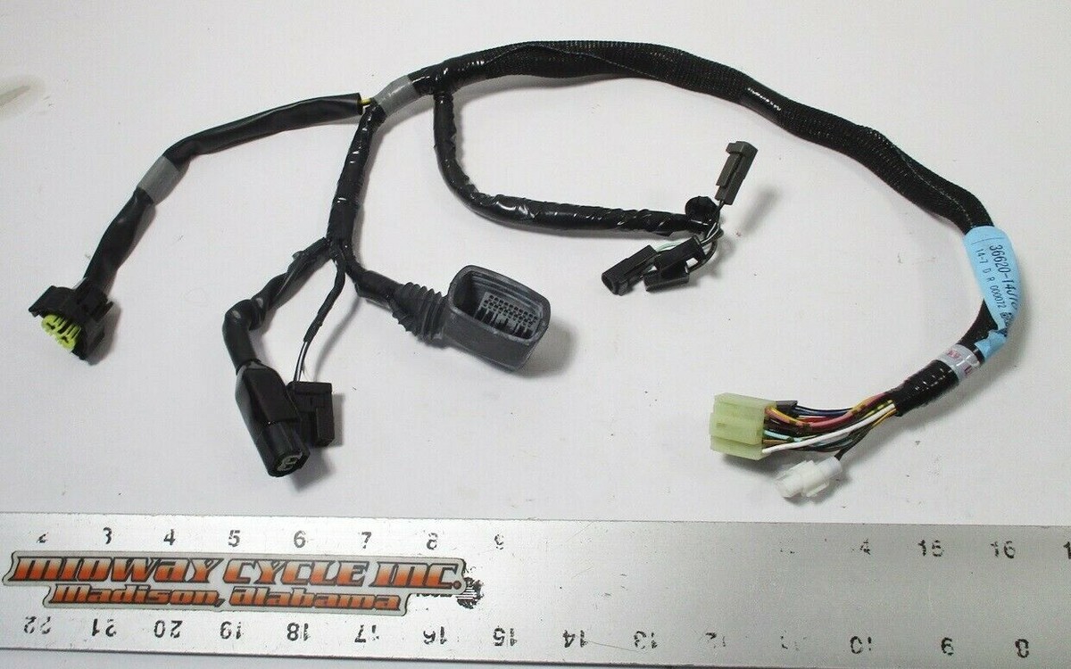 SUZUKI GSXR600 HEADLIGHT SUB WIRE HARNESS 36620-14J10 SUZUKI GSXR600 HEADLIGHT SUB WIRE HARNESS 36620-14J10