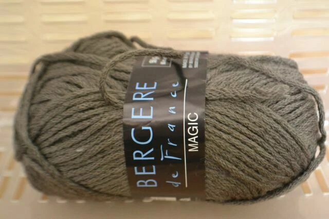 Aran Acrylic Yarns