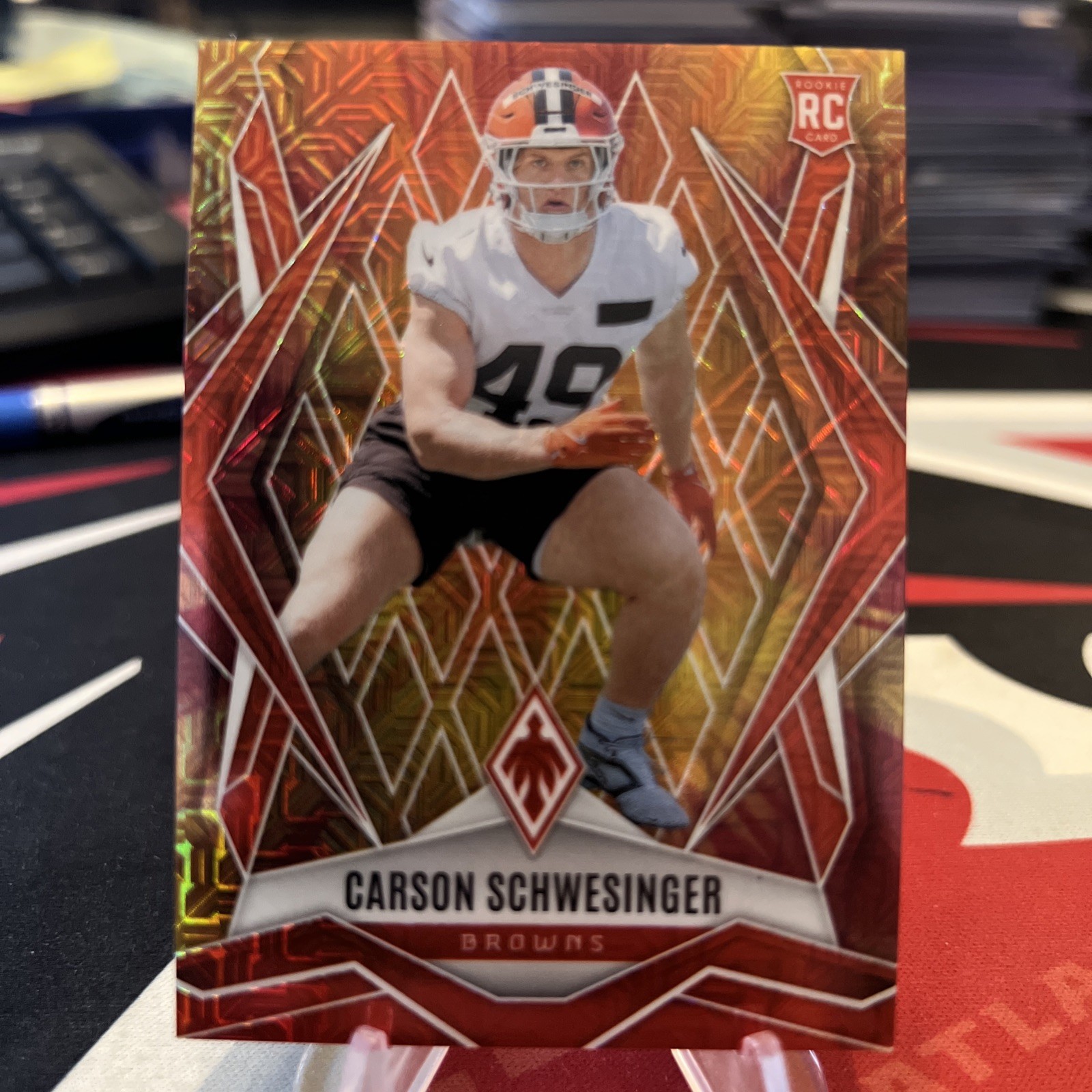 2025 Panini Phoenix - Rookies Carson Schwesinger #201 Fire Burst /350 (RC)