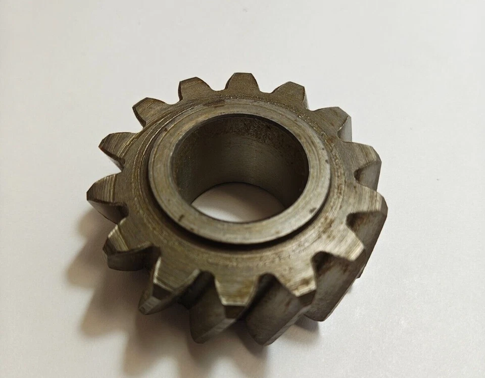 1961-1969 Chrysler 3-Speed Manual Transmission Reverse Idler Gear 2124562 NOS - Image 2 of 4