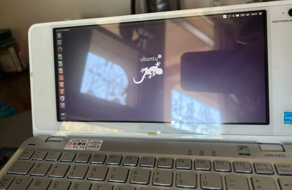 Sony Vaio VGN-P27H Laptop with original charger - Image 4 of 4