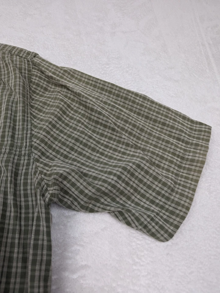 Camisa Woolrich Para Hombre Mediana Verde Rayas Abotonada Manga Corta Exterior Ventilada Foto 4 de 4