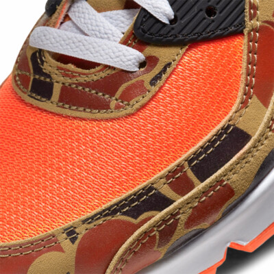 スニーカー Nike Air Max 90 Duck Camo Orange Nike Air Max 90 “Orange Duck Camo”: Images & Rumored Release