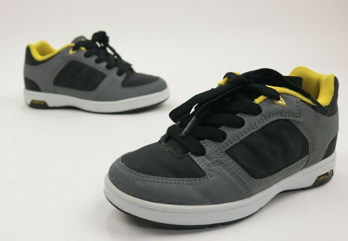 heelys size 3