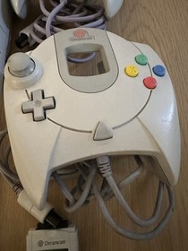 SEGA Dreamcast Console - White With Controllers Games And A Memory Card