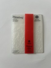 cuttlebug embossing folders lot Of 5