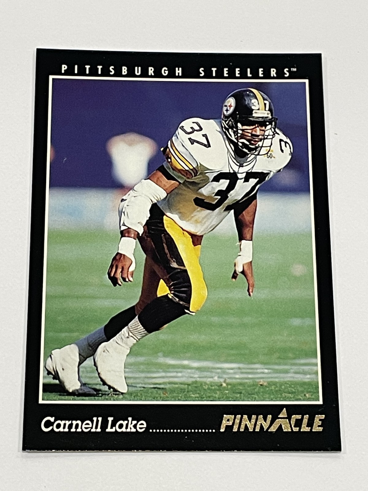 1993 Pinnacle Football #107 - Carnell Lake - Pittsburgh Steelers