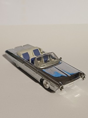 New Ray 1:43 1964 Chrysler Turbine Car in Silver Colour