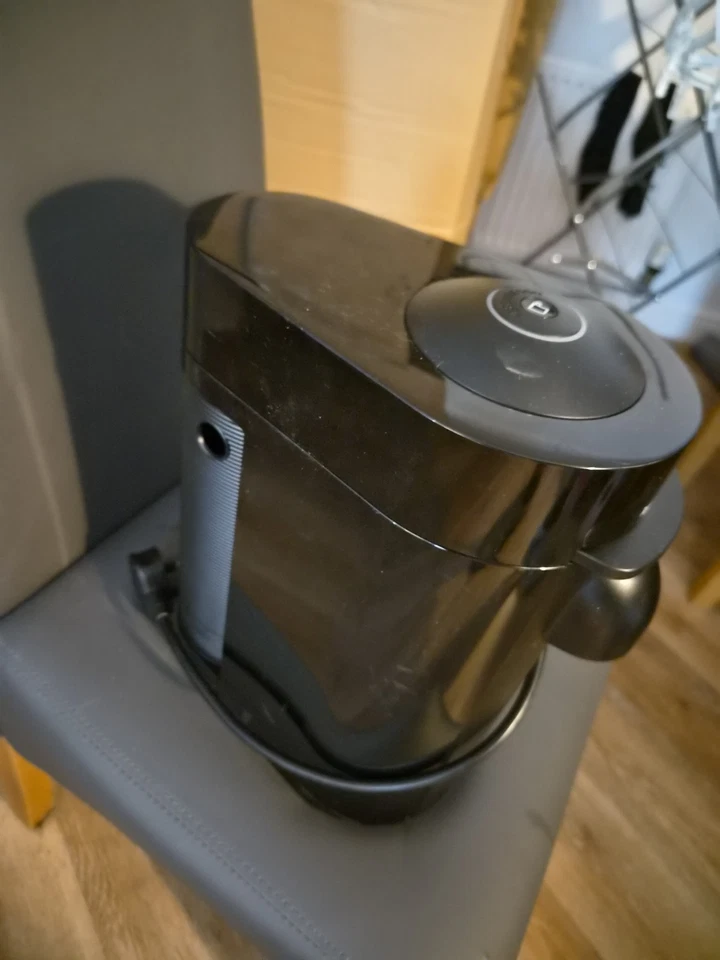 Nespresso Vertuo Plus Coffee Machine by De'Longhi ENV150.B Black, photo 2 of 3