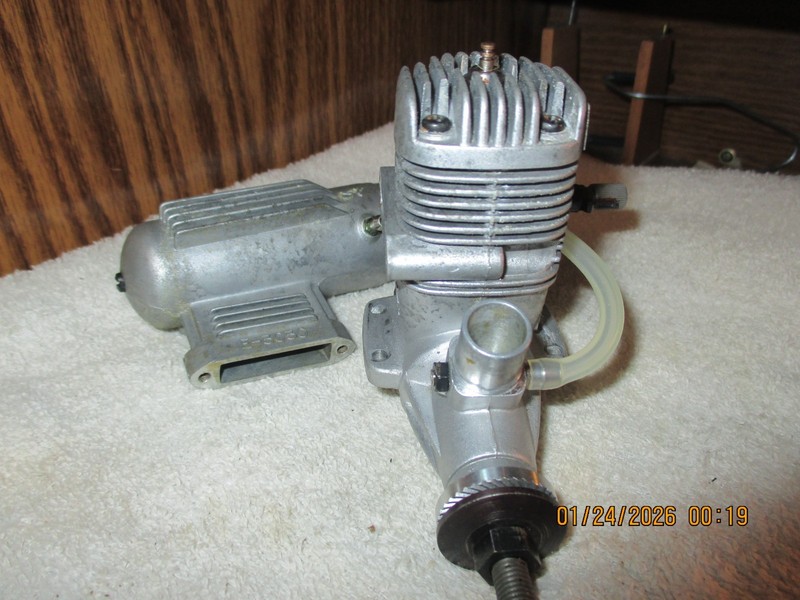 OS LA 46   C/L ENGINE EX  VERY LOW TIME  LATEST VERSION