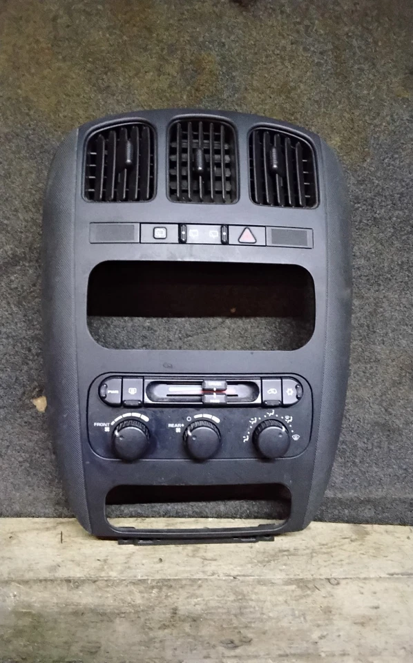 2002 - 2003 道奇 CARAVAN/CHRYSLER TOWN AND COUNTY HEATER 控制开关带... — 第 2/4 张图片