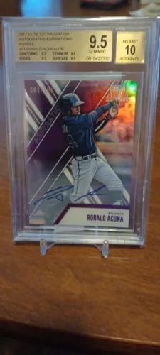 2017 ELITE EXTRA EDITION AUTOGRAPHS PURPLE RONALD ACUNA ROOKIE #/100 BGS 9.5/10 