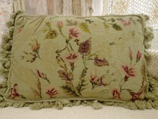 17.5" Vintage Floral Morning Glory Fine Home Decor Needlepoint Throw Pillow