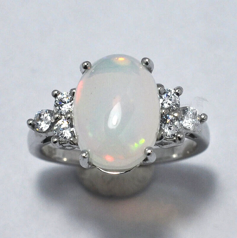 BELLISSIMO L'ANELLO IN ARGENTO 925 CON OPALE NATURALE 3,00 CT - Immagine 2 di 4