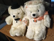 WEDDING BEARS BRIDE AND GROOM TRIWEF CORP / REAL PICS / WRONGWAY052