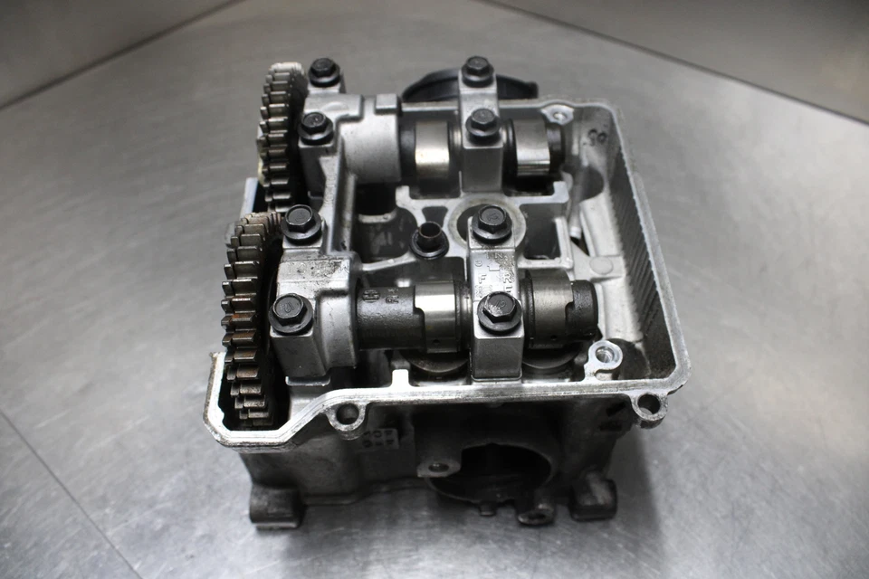 00-01 Honda RVT1000R RC51 SP1 Engine Motor Cylinder Head FRONT Foto 3 de 4