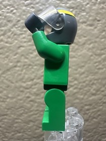 LEGO Rebel A-Wing Pilot Minifig sw0031a Star Wars Rebel Pilot Green Suit 6207 A4