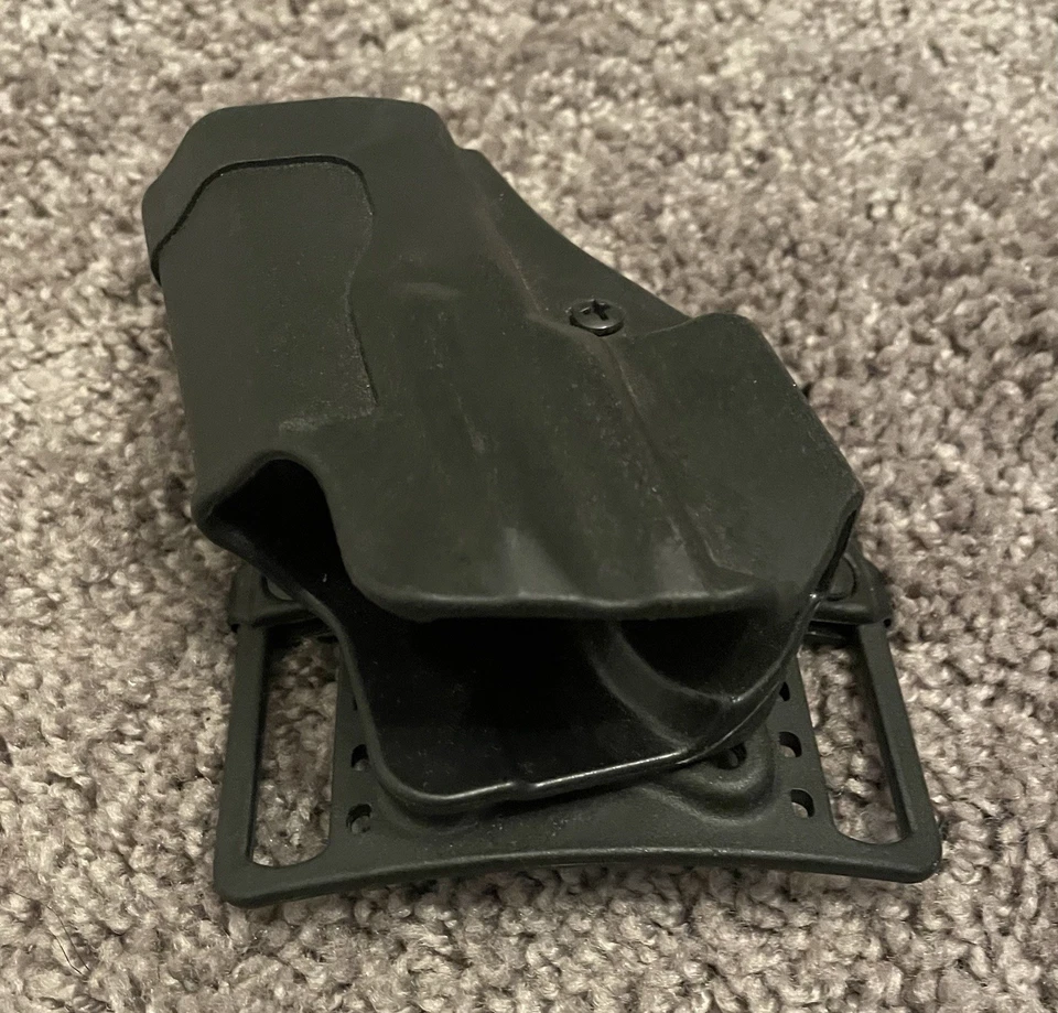 Blackhawk CQC Sportster Holster — Paddle/Belt Glock 19 Fit, Right Hand, Used - Image 2 of 3