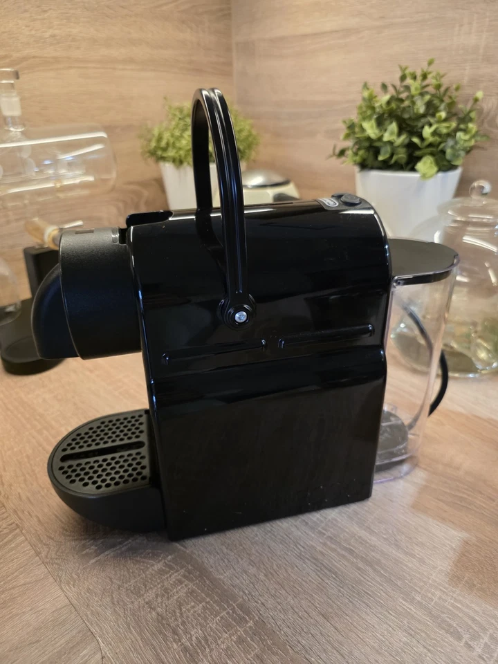 DeLonghi Kapselmaschine inkl. 490 Jacobs Lungo 8 Kapseln - Bild 3 von 4