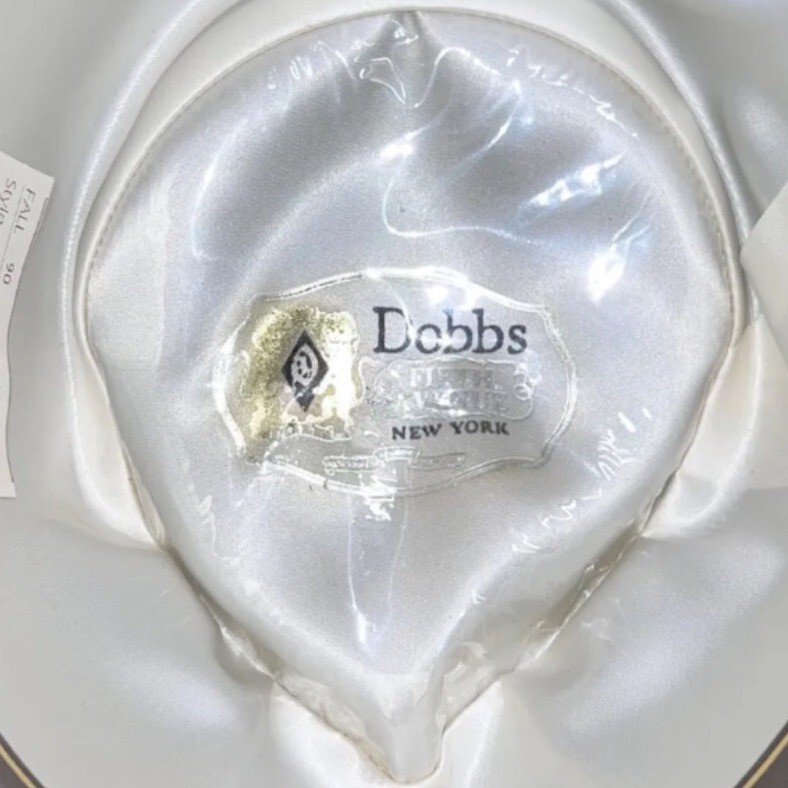 Dobbs Fifth Avenue Vintage 90 display picture 1