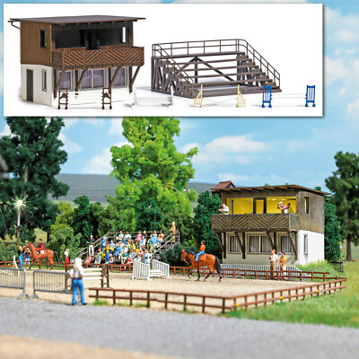 Busch 1041 HO Kit of a Riding Arena - NEW