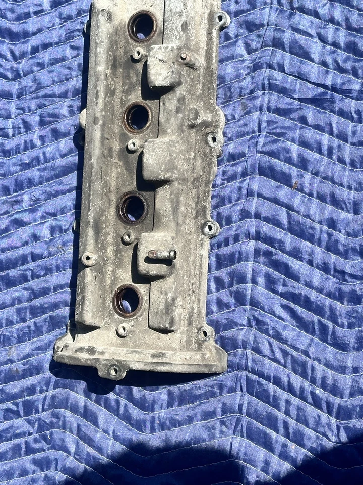 98-02 Lx470 J100 Land Cruiser 4.7L Engine Valve Cover Passenger Side OEM 👍 Nice - Image 4 of 4
