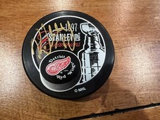 Kirk Maltby Autograph Signed Detroit Red Wings 1997 STANLEY CUP Hockey Puck