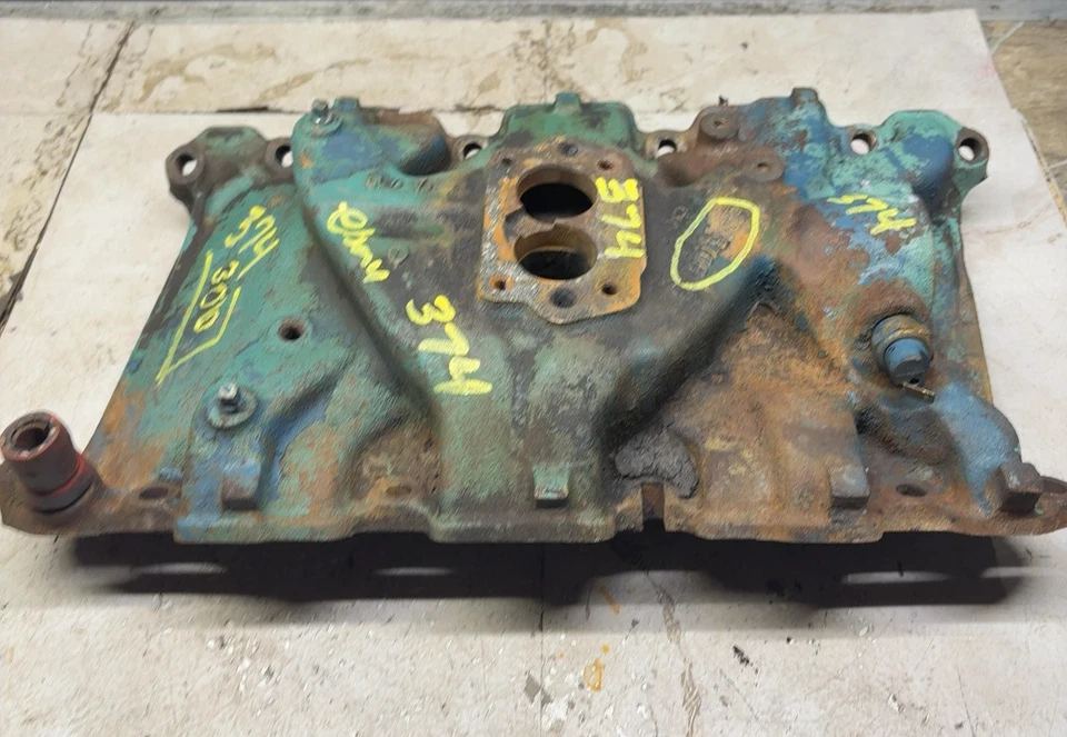 1965 BUICK SPECIAL BUICK LESABRE 300 V-8 2 Barrel Upper Intake Manifold Assembly Foto 4 de 4