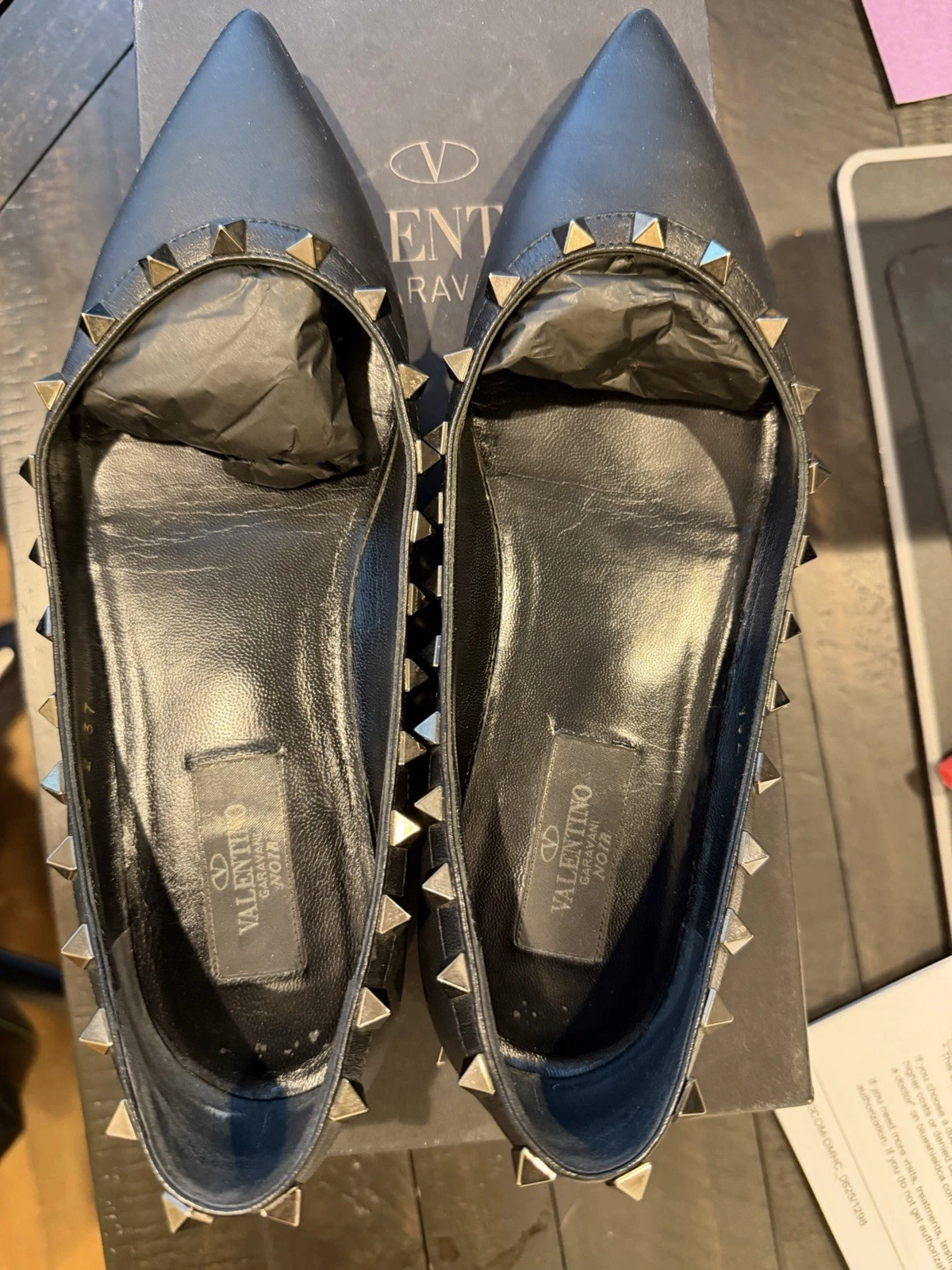 Valentino — Valentino Garavani Rockstud Ballet Flats Black Leather Pointed Toe EU 37 Used