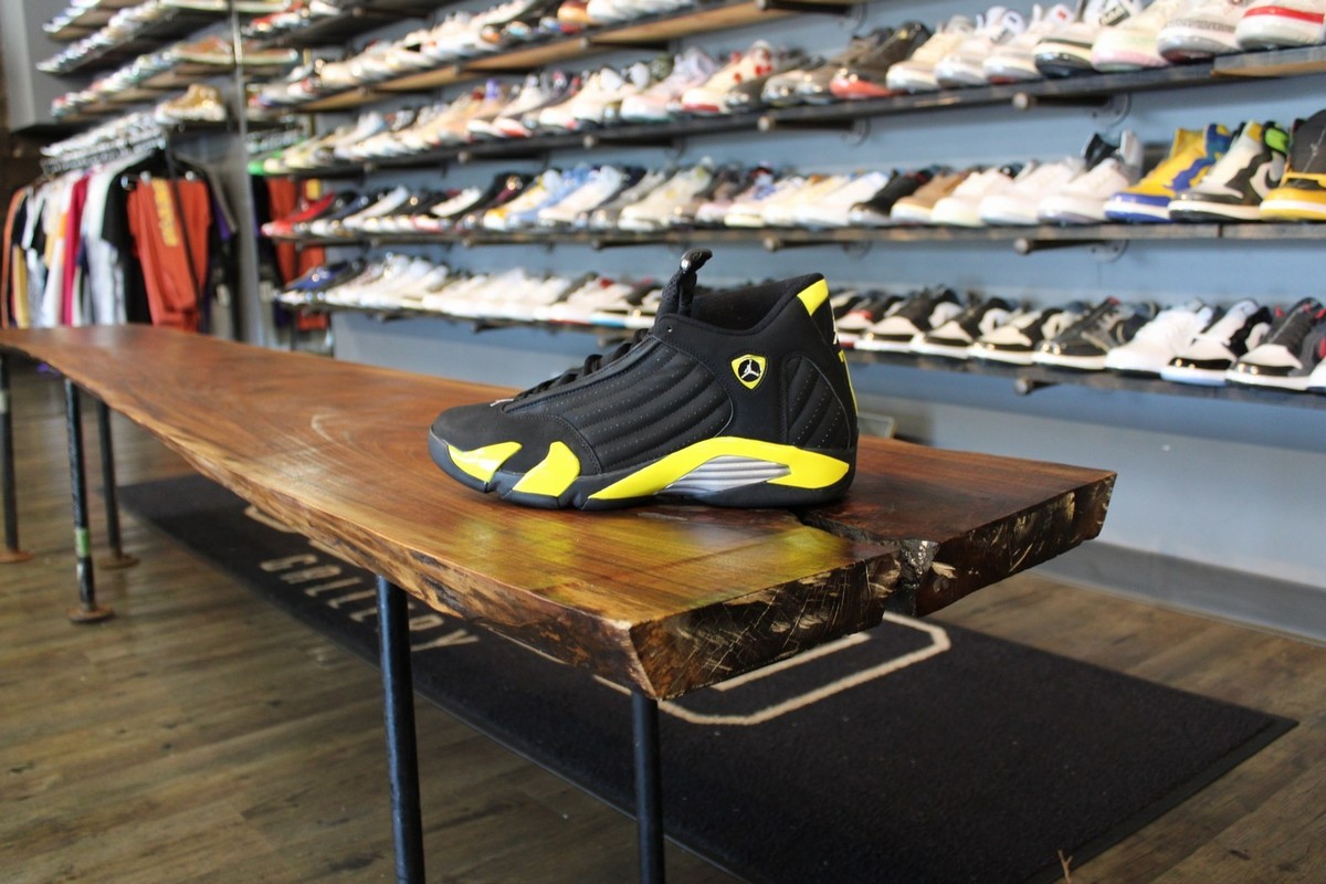 シューズ(男性用) NIKE AIR JORDAN 14 RETRO THUNDER Size 13 - Air Jordan 14 Retro Thunder for sale online | eBay