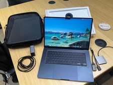 Apple MacBook Air 15" M4 chip 24GB RAM 512GB SSD Midnight MC6L4LL/A 2025 Model