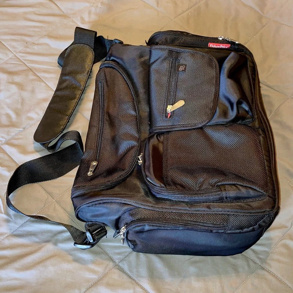 Fisher Price Fastfinder 豪华宽开口信使尿布袋黑色 — 第 4/4 张图片