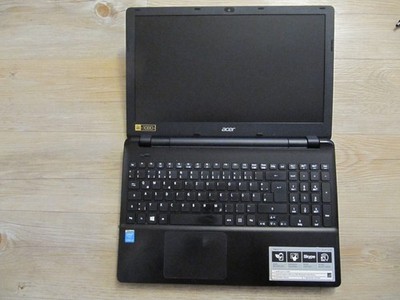 Acer Aspire E5-571-512K i5-5200/8GB/15,6FullHD/250SSD/DVD W10H+Linux Top.