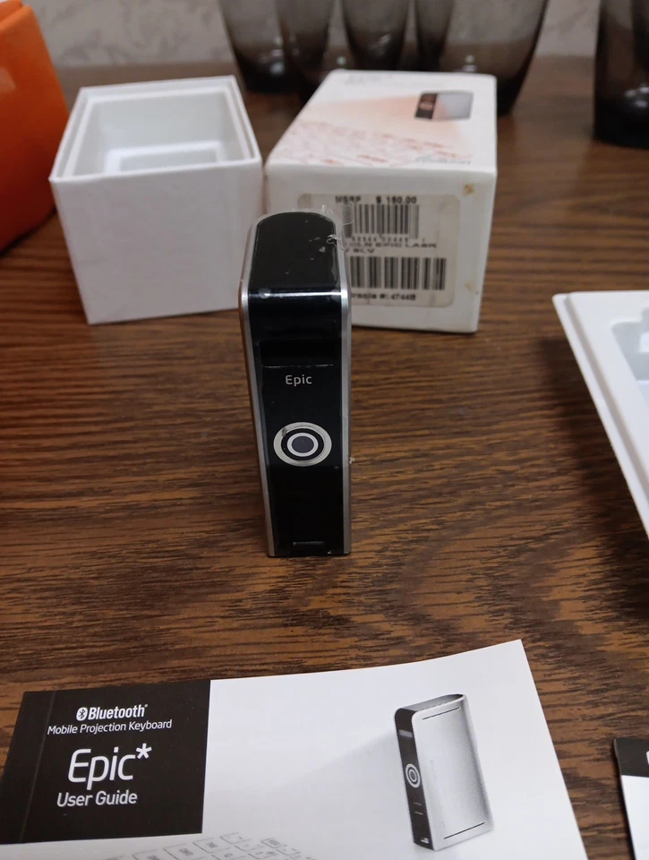 Epic Mobile Projection Keyboard by Celluon Magic Cube QWERTY Silver Bluetooth - Image 2 of 4