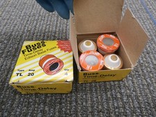 8 PLUG FUSES BUSS 4 EACH; TYPE TL 15,20 AMP BRAND NEW